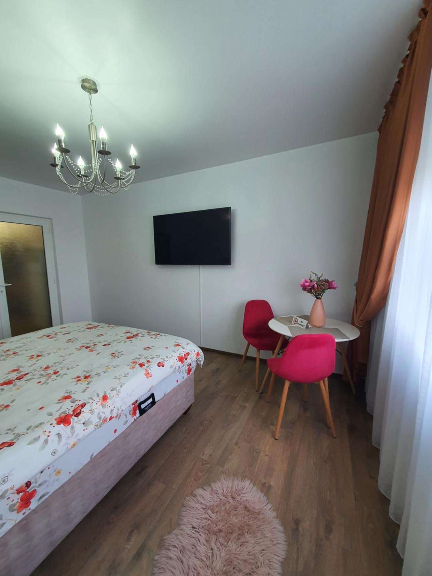 Chic Apartment- Place To Remember Galaţi Eksteriør billede