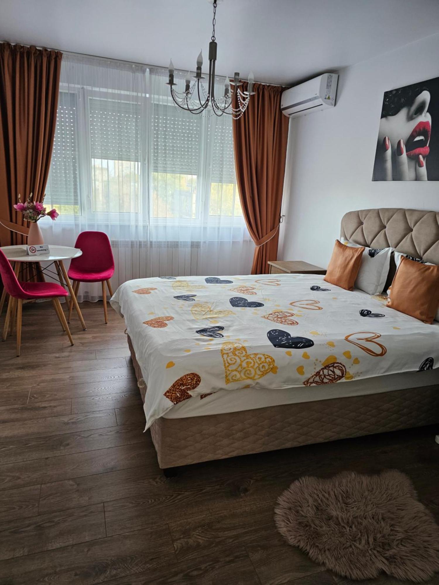 Chic Apartment- Place To Remember Galaţi Eksteriør billede